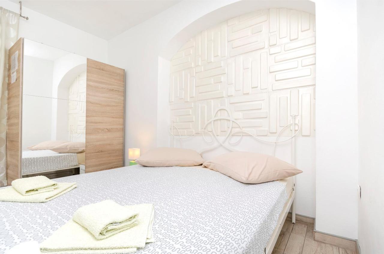 Apartments And Room Take It Easy Tribunj  Luaran gambar